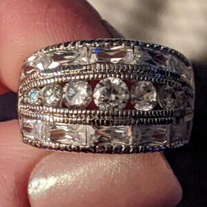 VTG Seven Stone Ring